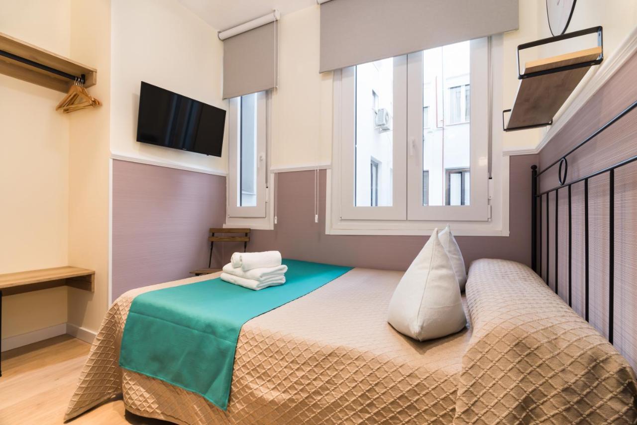 Hostal Evoke Madrid Exteriör bild