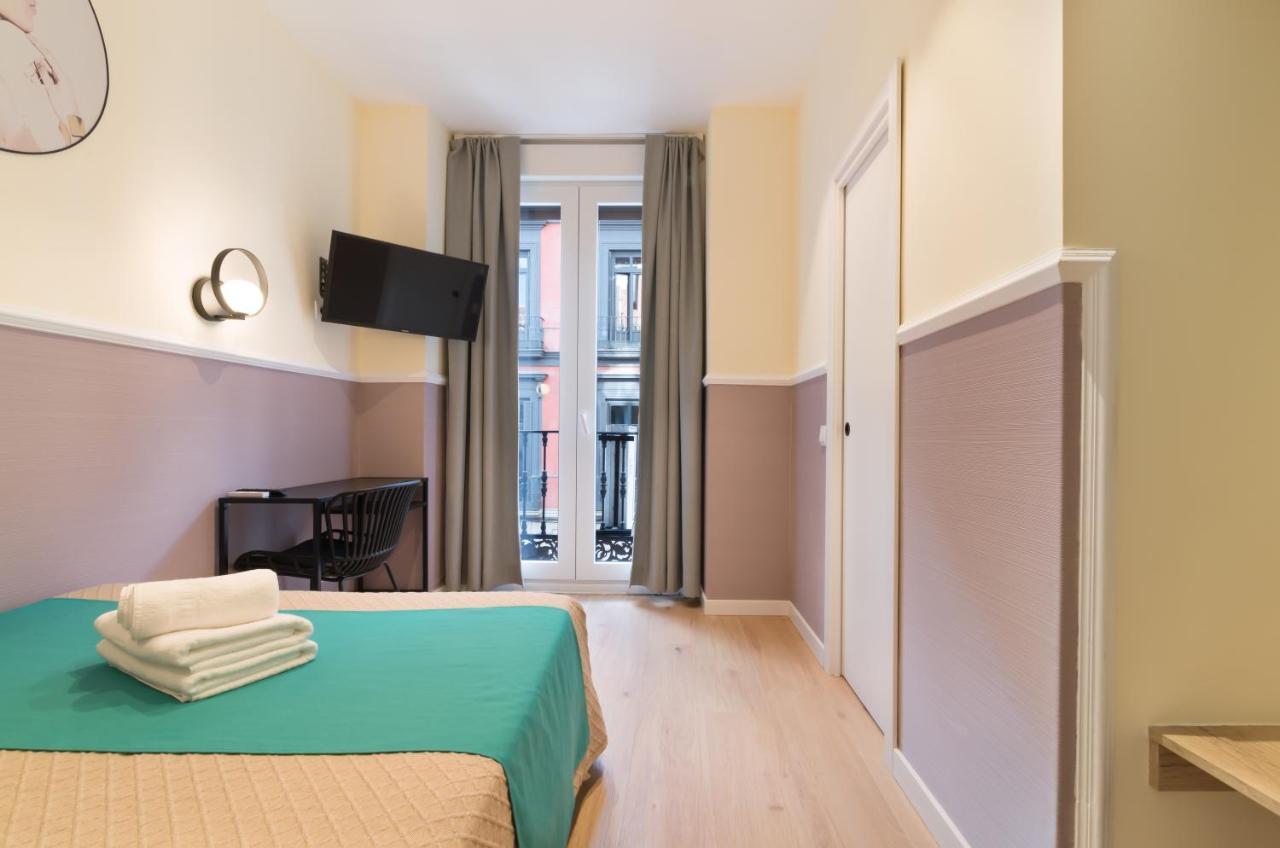 Hostal Evoke Madrid Exteriör bild