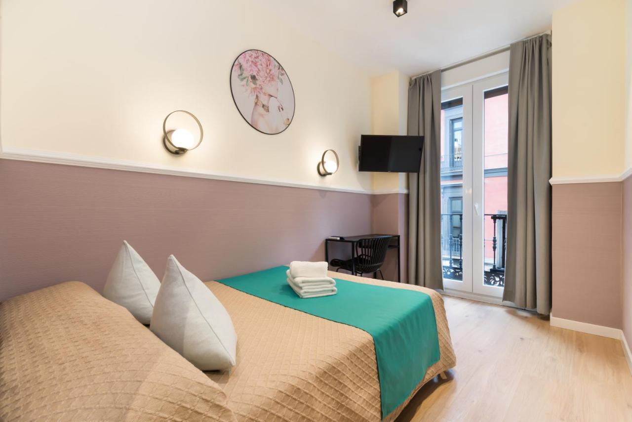 Hostal Evoke Madrid Exteriör bild