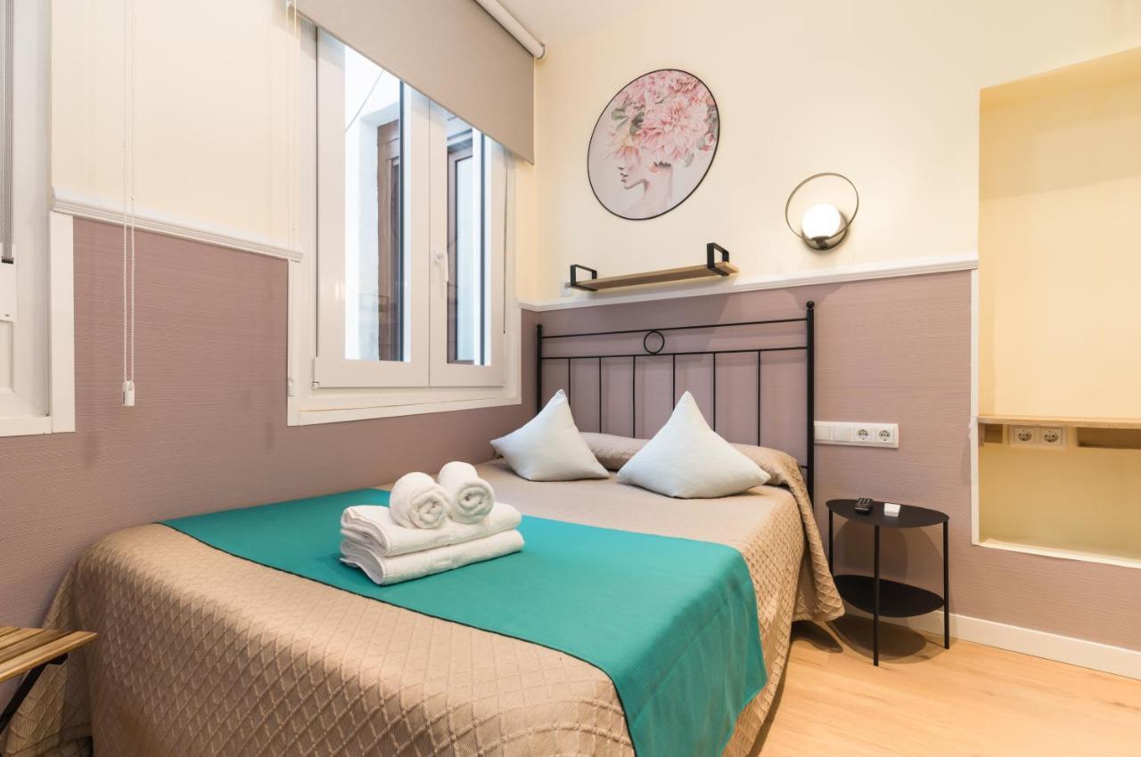 Hostal Evoke Madrid Exteriör bild