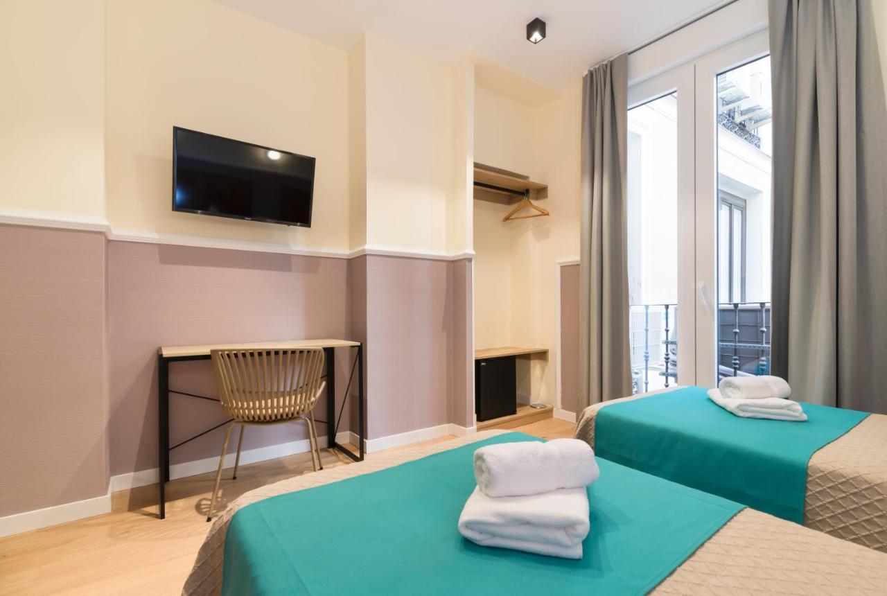 Hostal Evoke Madrid Exteriör bild